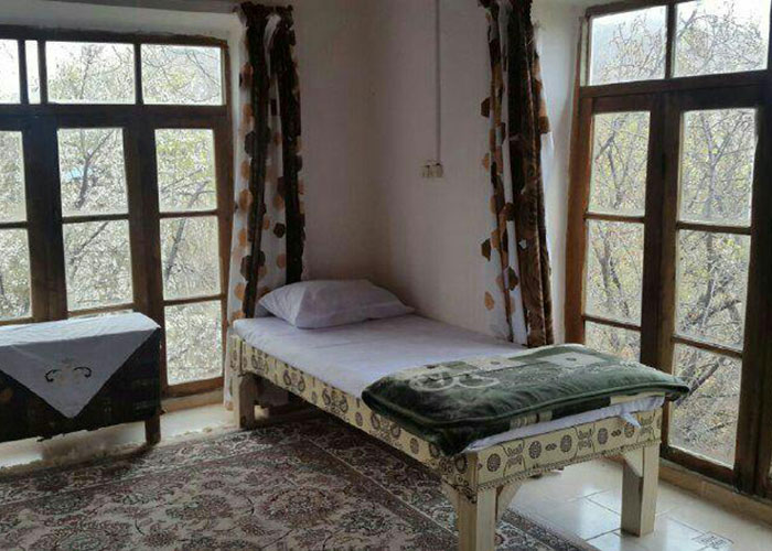 اتاق بهار نارنچ