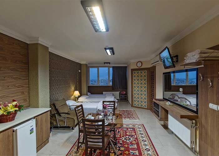 سوئیت یک خوابه چهار تخته