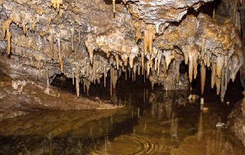 غار هامپوئيل 