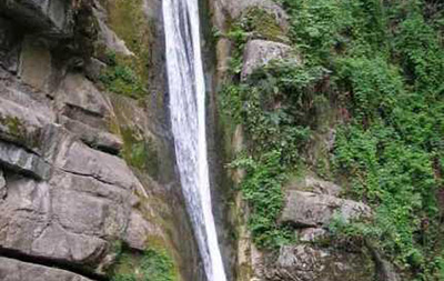 آبشارهای چهار محال و بختیاری