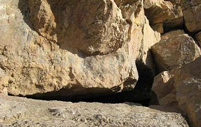 غارهای اصفهان