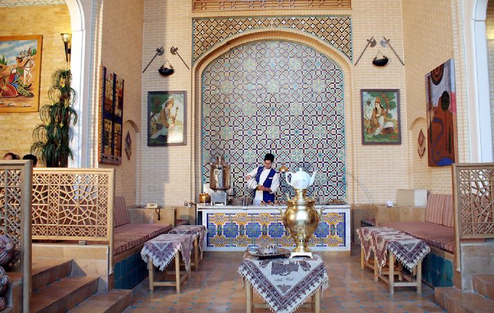 چای خانه سنتی هتل عباسی اصفهان