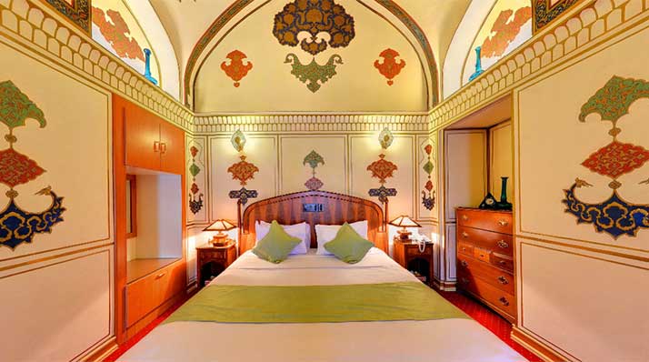 سوئیت قاجار هتل عباسی اصفهان
