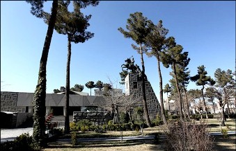 آرامگاه و موزه نادر مشهد