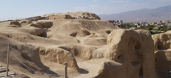 تپه باستانی سیلک کاشان