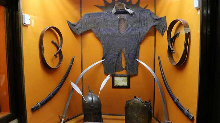 موزة نظامی عفیف آباد