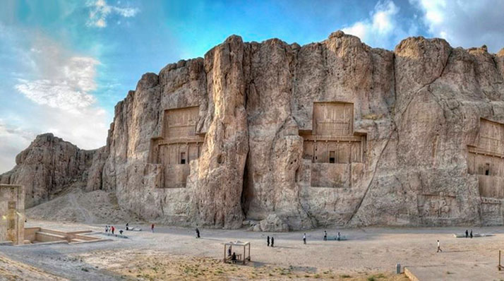 دیدنی های اصفهان تا شیراز نقش رستم