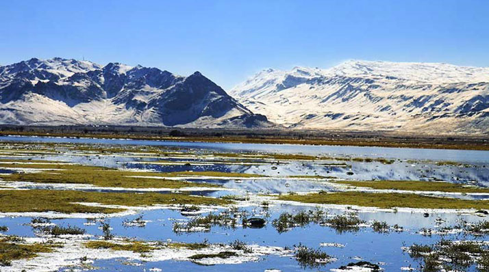 دیدنی های اصفهان به شیراز تالاب گندمان