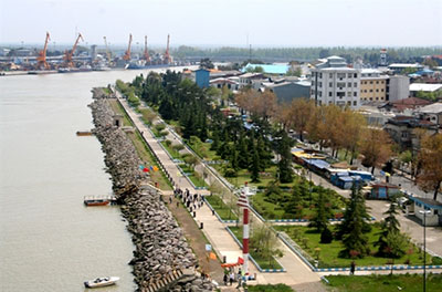 دریا و ساحل شهر بندر انزلی