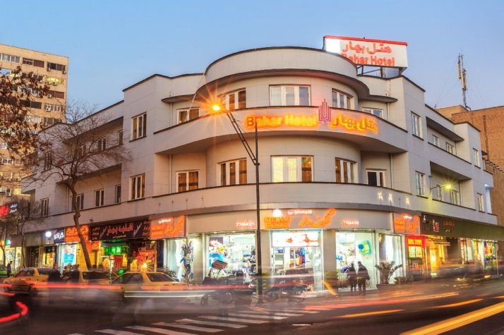 هتل در خیابان شریعتی تهران