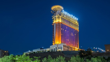 آدرس هتل اسپیناس پالاس