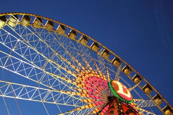 پارک ارم تهران تجربه هیجان با آدرنالین بالا