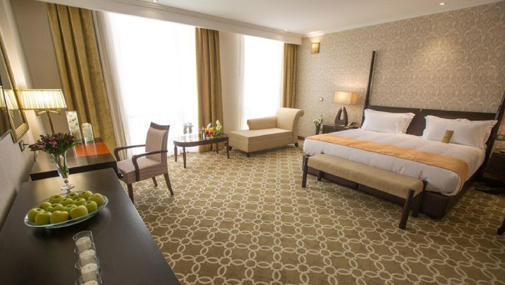 شماره هتل اسپیناس پالاس