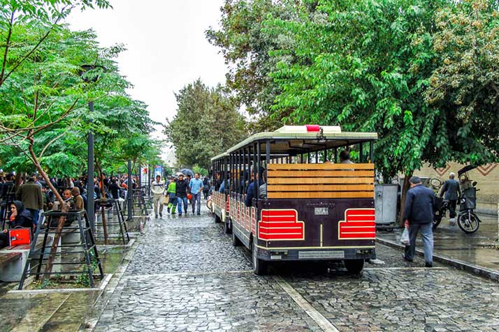 قطار سواری در بازار تهران