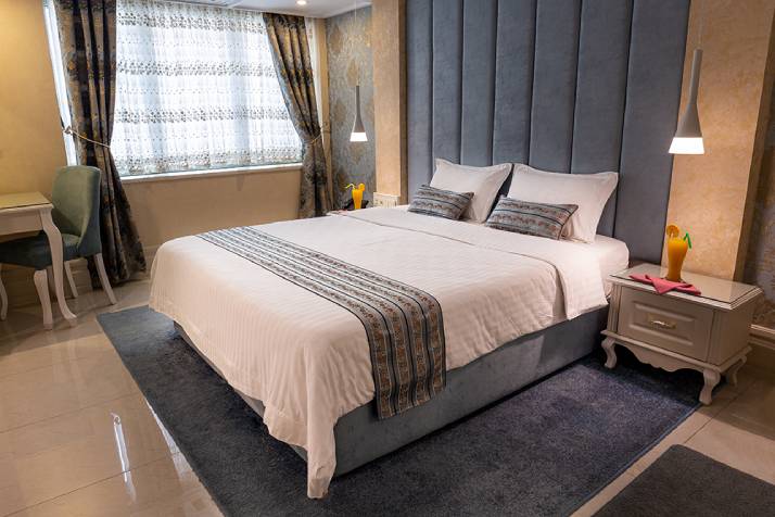 هتل سیمرغ تهران در خیابان ولیعصر