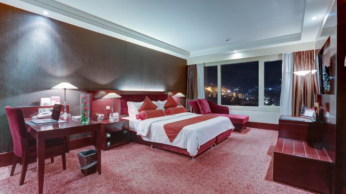 هتل پارسیان آزادی بهترین هتل در تهران