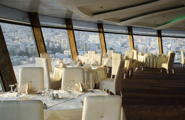 رستوران گردان هتل برج سفید تهران