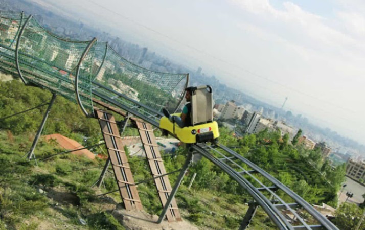 مجتمع تفریحی سورتمه؛ از مکان های تفریحی تهران برای جوانان