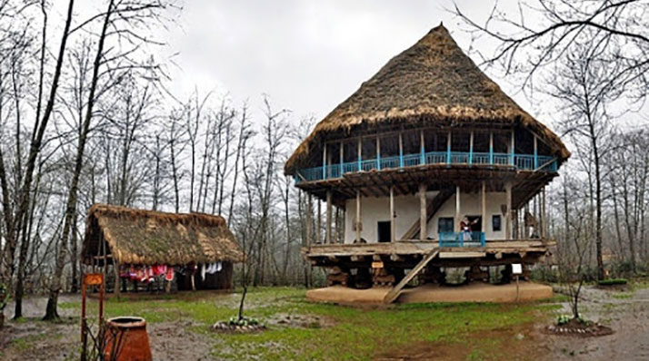 جاذبه های گردشگری مسیر تهران به رشت موزه مروستایی