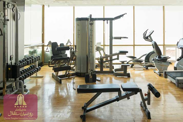 باشگاه بدن سازی هتل استقلال تهران