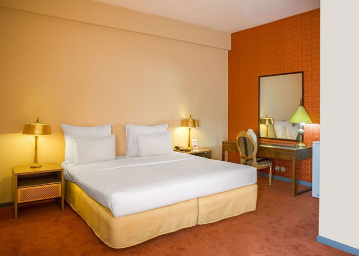 سوئیت کوچک برج غربی هتل استقلال تهران