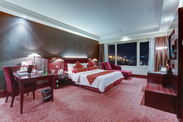 هتل های لاکچری تهران هتل پارسیان آزادی