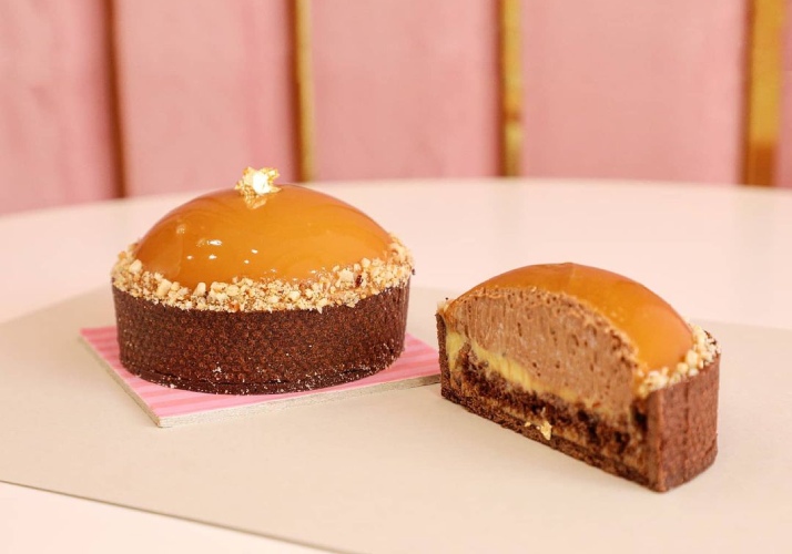 بوتیک شیرینی لومیل سعادت آباد