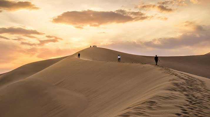 فاصله یزد تا مشهد کویر مغستان