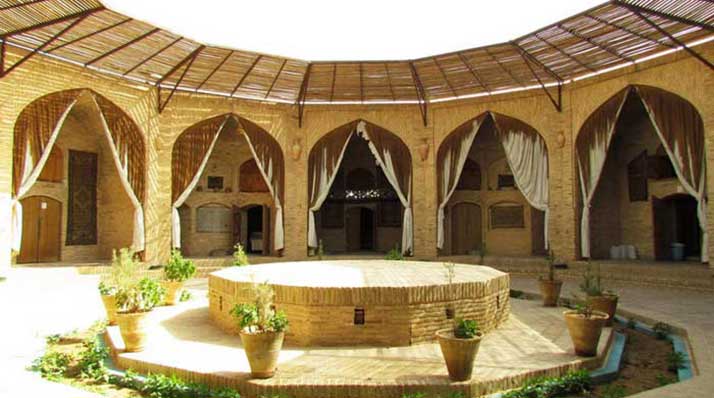 کاروانسرای زین الدین فاصله یزد تا کرمان